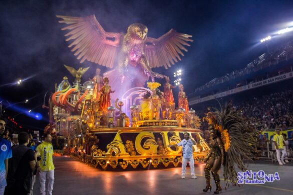 Desfile Àguia de Ouro - Foto: Dayse Pacífico