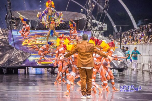 SÃO PAULO, SP, 01.02.25 - ENSAIO TÉCNICO CARNAVAL SP 2025: Integrantes da escola de samba Acadêmicos do Tucuruvi durante o ensaio técnico do Carnaval de São Paulo no Sambódromo do Anhembi na região norte de São Paulo neste sábado, (01). (Foto: Dayse Pacífico/Sintonia de Bambas)